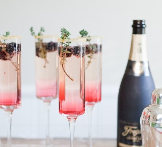 Enjoy a bespoke Cocktail as well as Champagne at The Bubbly Bar at The Glitter Studio